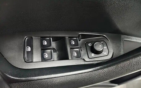 Skoda Karoq I, 2022 год, 2 000 000 рублей, 7 фотография