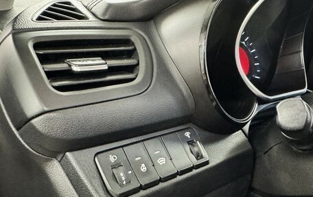 KIA Rio III рестайлинг, 2015 год, 1 000 000 рублей, 10 фотография