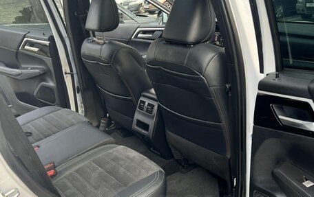 Mitsubishi Outlander, 2022 год, 4 450 000 рублей, 5 фотография