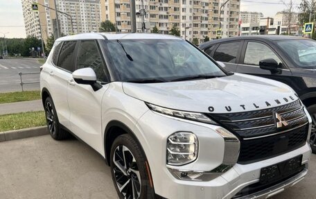 Mitsubishi Outlander, 2022 год, 4 450 000 рублей, 11 фотография
