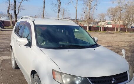 Mitsubishi Outlander III рестайлинг 3, 2009 год, 947 000 рублей, 3 фотография