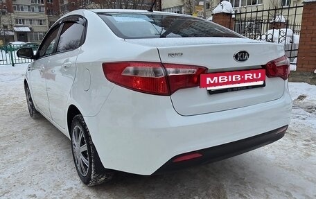 KIA Rio III рестайлинг, 2014 год, 820 000 рублей, 2 фотография