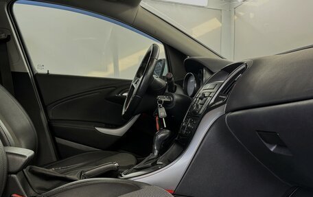 Opel Astra J, 2012 год, 830 000 рублей, 11 фотография