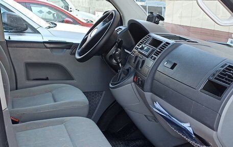 Volkswagen Transporter T5 рестайлинг, 2007 год, 1 049 000 рублей, 8 фотография