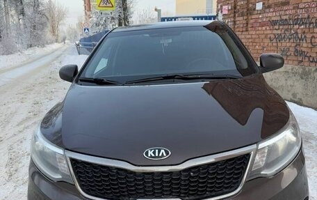 KIA Rio III рестайлинг, 2015 год, 1 235 000 рублей, 3 фотография