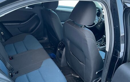 Volkswagen Jetta VI, 2013 год, 920 000 рублей, 10 фотография