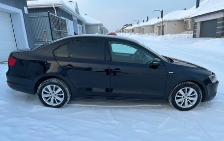 Volkswagen Jetta VI, 2013 год, 920 000 рублей, 8 фотография