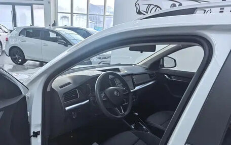 Skoda Kamiq I, 2022 год, 1 690 000 рублей, 8 фотография