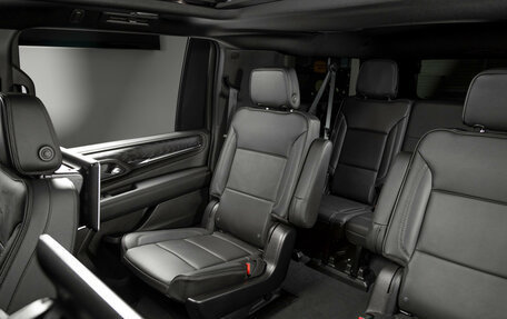 GMC Yukon IV, 2023 год, 13 000 000 рублей, 15 фотография