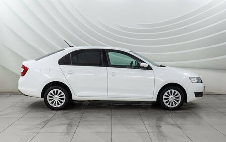 Skoda Rapid I, 2017 год, 1 348 000 рублей, 8 фотография