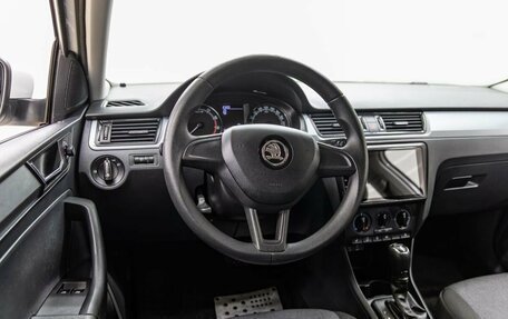 Skoda Rapid I, 2017 год, 1 348 000 рублей, 14 фотография