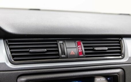 Skoda Rapid I, 2017 год, 1 348 000 рублей, 26 фотография