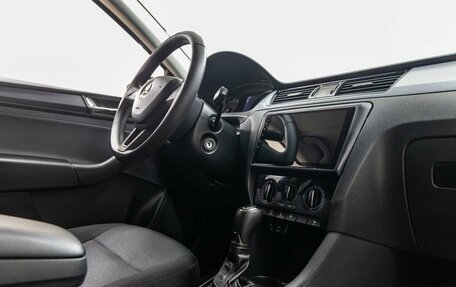 Skoda Rapid I, 2017 год, 1 348 000 рублей, 34 фотография