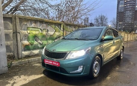 KIA Rio III рестайлинг, 2012 год, 550 000 рублей, 1 фотография