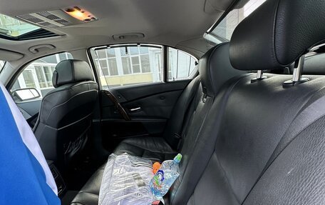 BMW 5 серия, 2004 год, 1 550 000 рублей, 7 фотография