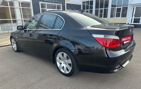 BMW 5 серия, 2004 год, 1 550 000 рублей, 2 фотография