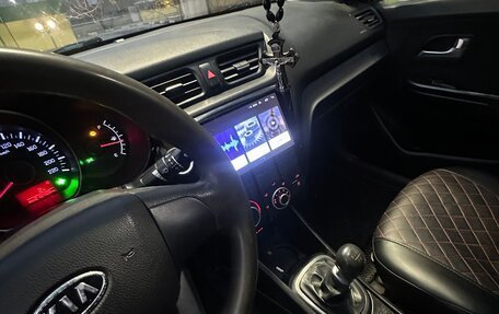 KIA Rio III рестайлинг, 2012 год, 550 000 рублей, 3 фотография