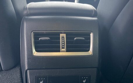 Lexus RX IV рестайлинг, 2018 год, 3 750 000 рублей, 12 фотография