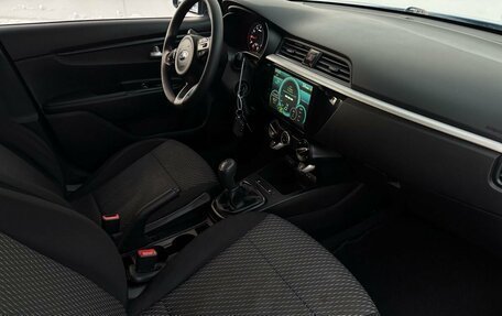 KIA Rio IV, 2017 год, 1 160 000 рублей, 20 фотография