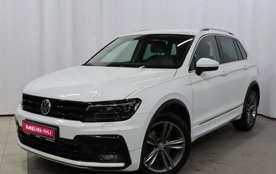 Volkswagen Tiguan II, 2018 год, 2 990 000 рублей, 1 фотография