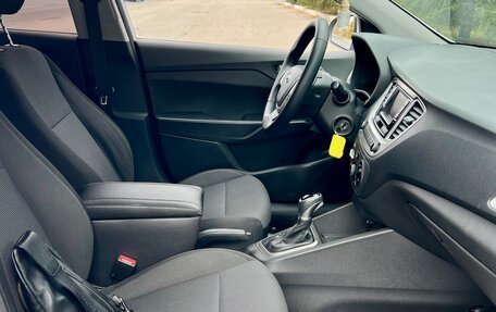 Hyundai Solaris II рестайлинг, 2018 год, 1 150 000 рублей, 15 фотография