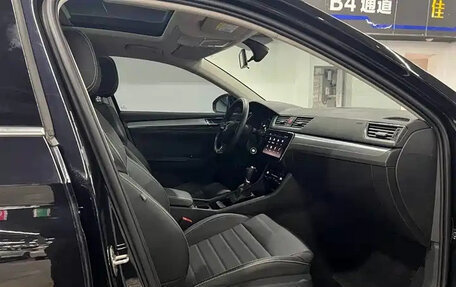 Skoda Superb III рестайлинг, 2021 год, 2 150 000 рублей, 18 фотография