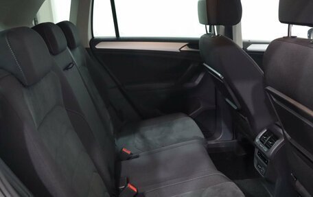 Volkswagen Tiguan II, 2018 год, 2 990 000 рублей, 23 фотография