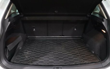 Volkswagen Tiguan II, 2018 год, 2 990 000 рублей, 25 фотография