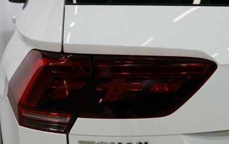 Volkswagen Tiguan II, 2018 год, 2 990 000 рублей, 26 фотография