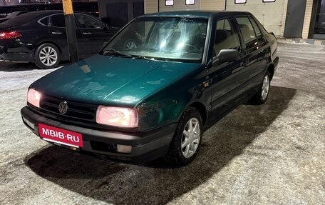 Volkswagen Vento, 1995 год, 220 000 рублей, 3 фотография