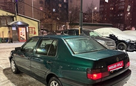Volkswagen Vento, 1995 год, 220 000 рублей, 5 фотография