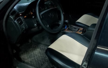 Mercedes-Benz E-Класс, 1998 год, 420 000 рублей, 7 фотография