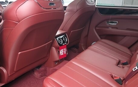 Bentley Bentayga I, 2024 год, 23 500 000 рублей, 11 фотография