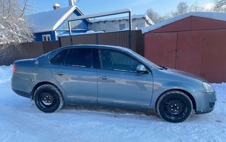 Volkswagen Jetta VI, 2007 год, 470 000 рублей, 3 фотография