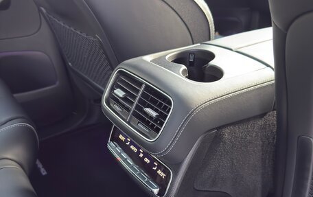 Mercedes-Benz GLS, 2025 год, 15 600 000 рублей, 18 фотография