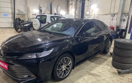 Toyota Camry, 2020 год, 2 710 000 рублей, 3 фотография