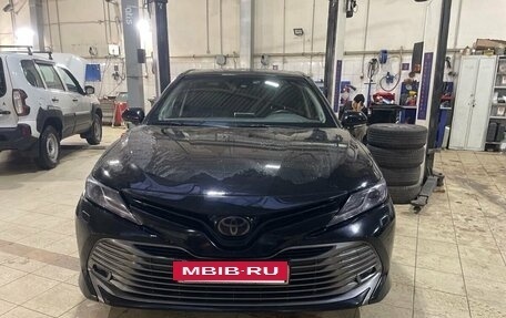 Toyota Camry, 2020 год, 2 710 000 рублей, 2 фотография