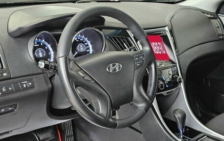 Hyundai Sonata VI, 2011 год, 1 285 000 рублей, 12 фотография
