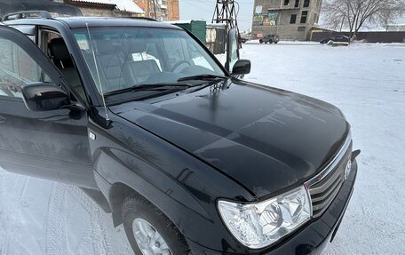Toyota Land Cruiser 100 рестайлинг 2, 2004 год, 2 700 000 рублей, 5 фотография