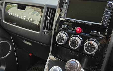 Mitsubishi Delica D:5 I, 2015 год, 2 550 000 рублей, 10 фотография