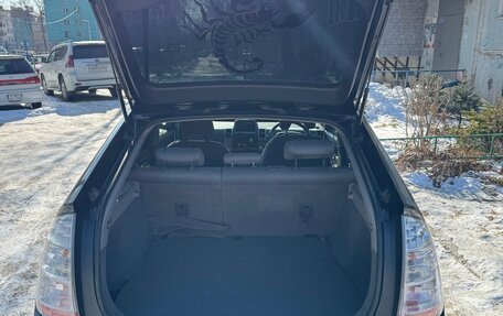 Toyota Prius, 2010 год, 600 000 рублей, 6 фотография