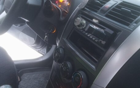 Toyota Corolla, 2012 год, 650 000 рублей, 4 фотография