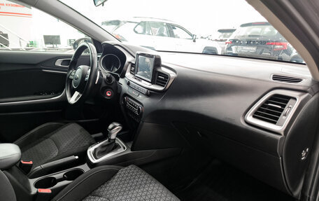 KIA cee'd III, 2019 год, 1 995 000 рублей, 11 фотография