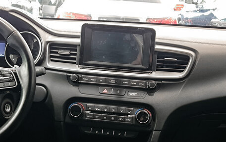 KIA cee'd III, 2019 год, 1 995 000 рублей, 15 фотография