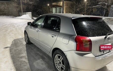 Toyota Corolla, 2001 год, 570 000 рублей, 4 фотография