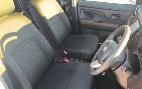 Toyota Roomy I, 2018 год, 999 999 рублей, 6 фотография