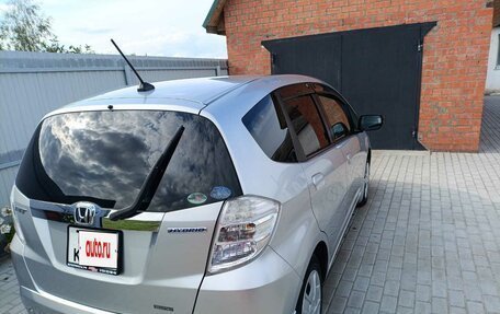 Honda Fit III, 2011 год, 750 000 рублей, 7 фотография
