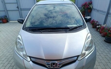 Honda Fit III, 2011 год, 750 000 рублей, 5 фотография