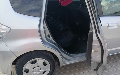 Honda Fit III, 2011 год, 750 000 рублей, 13 фотография