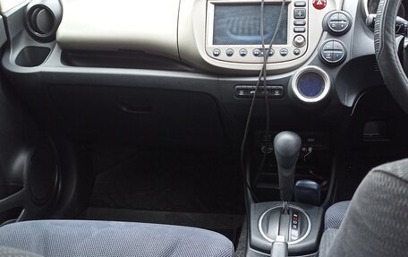 Honda Fit III, 2011 год, 750 000 рублей, 27 фотография